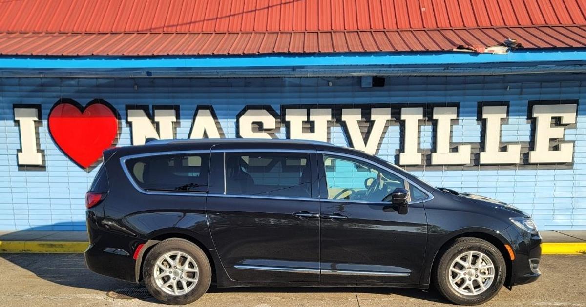 Chrysler Pacifica 2020 rental in Nashville, TN by Darwin F. Turo