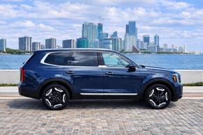Kia Telluride 2025 in Miami