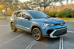 Volkswagen Taos 2025 in Orlando