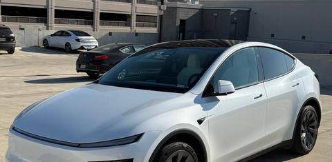 Tesla Model Y 2026