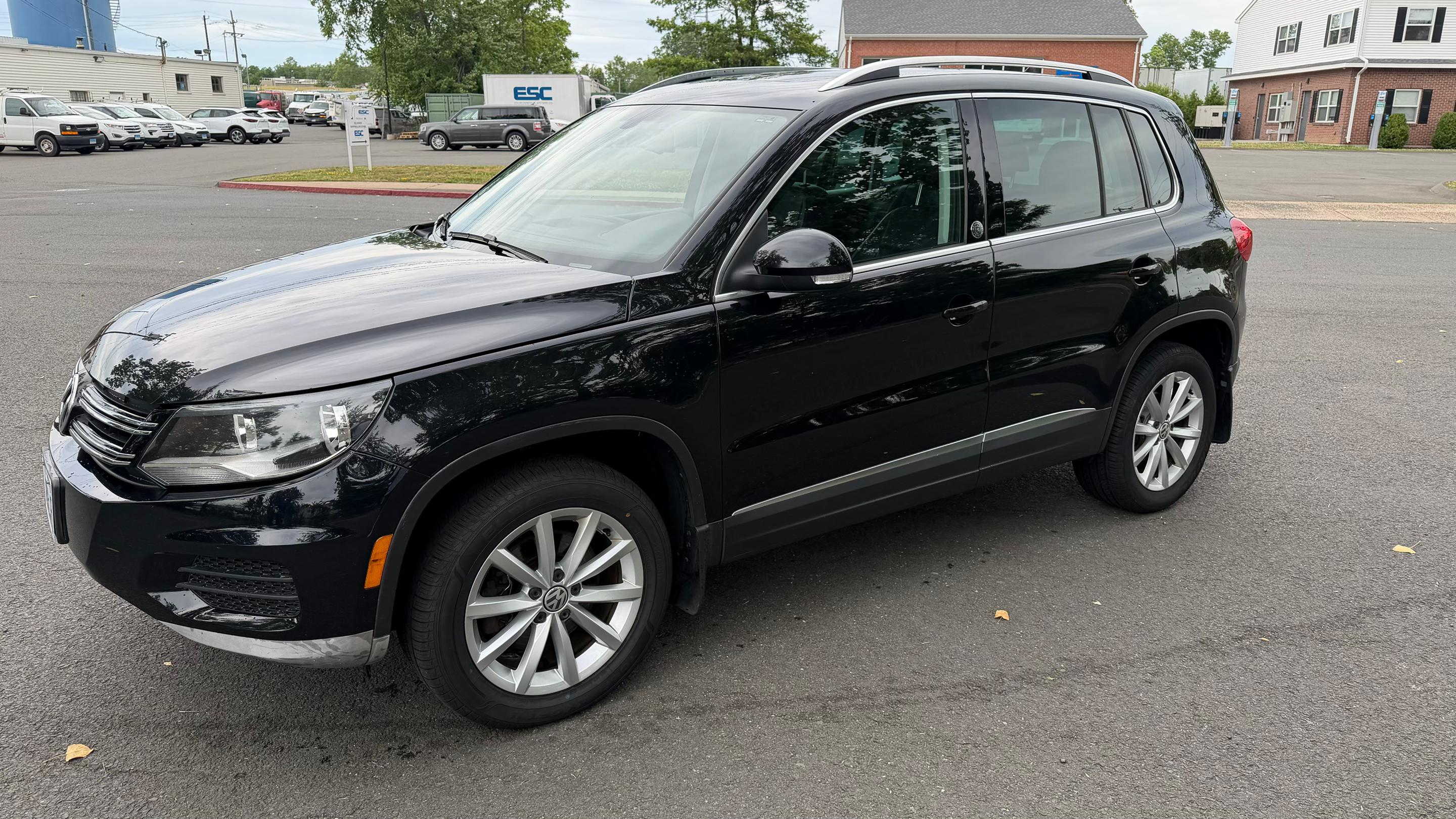 Volkswagen Tiguan 2017 in Bethel, CT