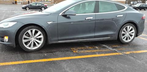 Tesla Model S 2015