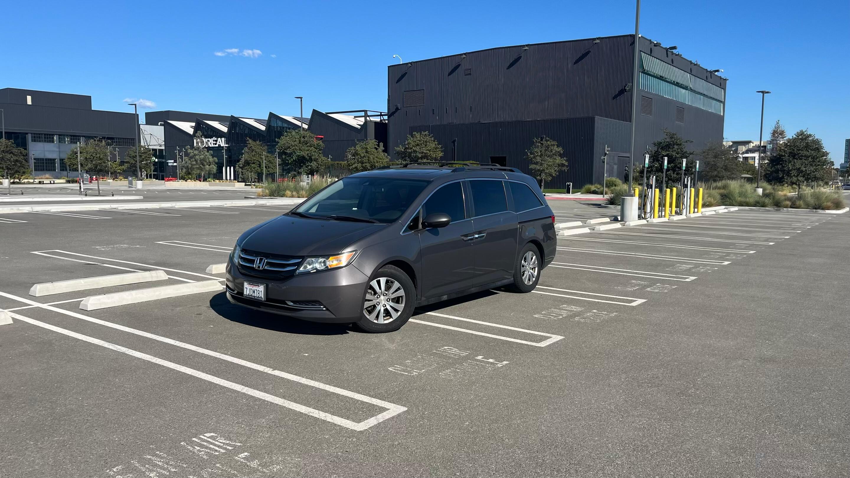 Honda Odyssey 2015 in Los Angeles, CA