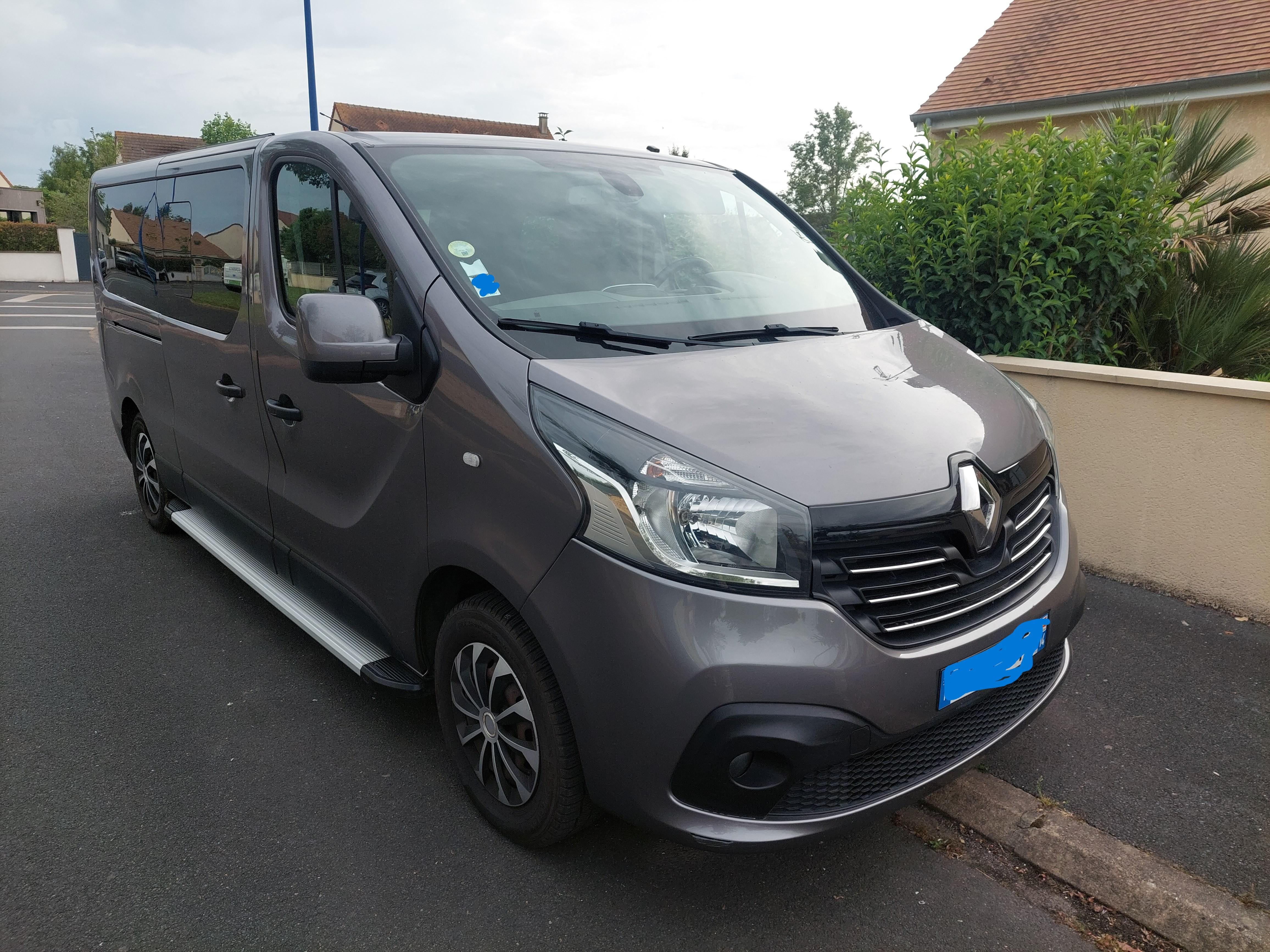 Renault TRAFIC III 2018 à Cuverville