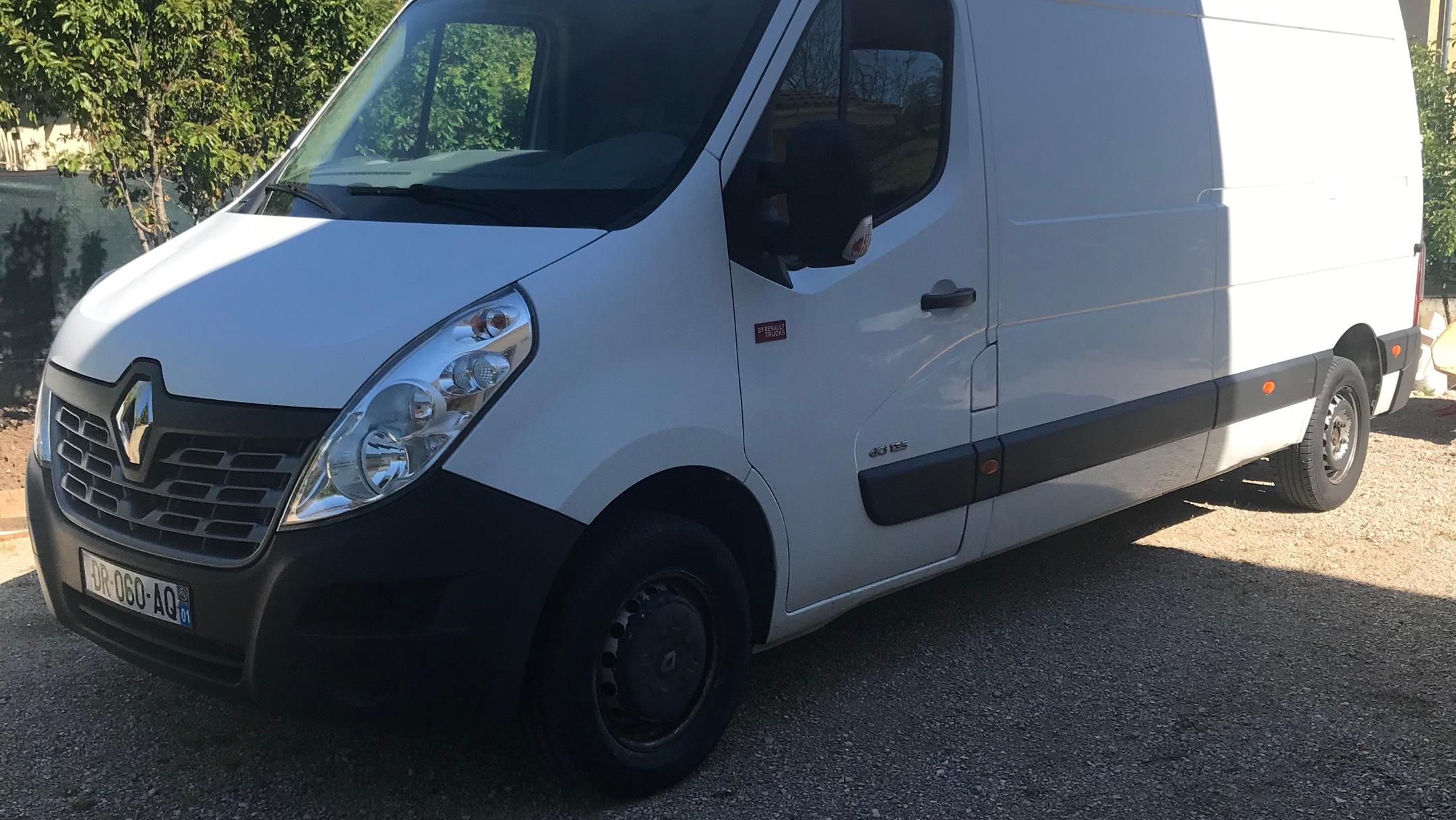 Renault MASTER III 2015 à Ferney-Voltaire