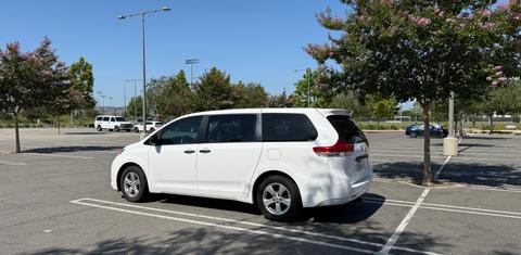 Toyota Sienna 2014