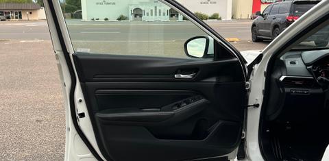 Nissan Altima 2020