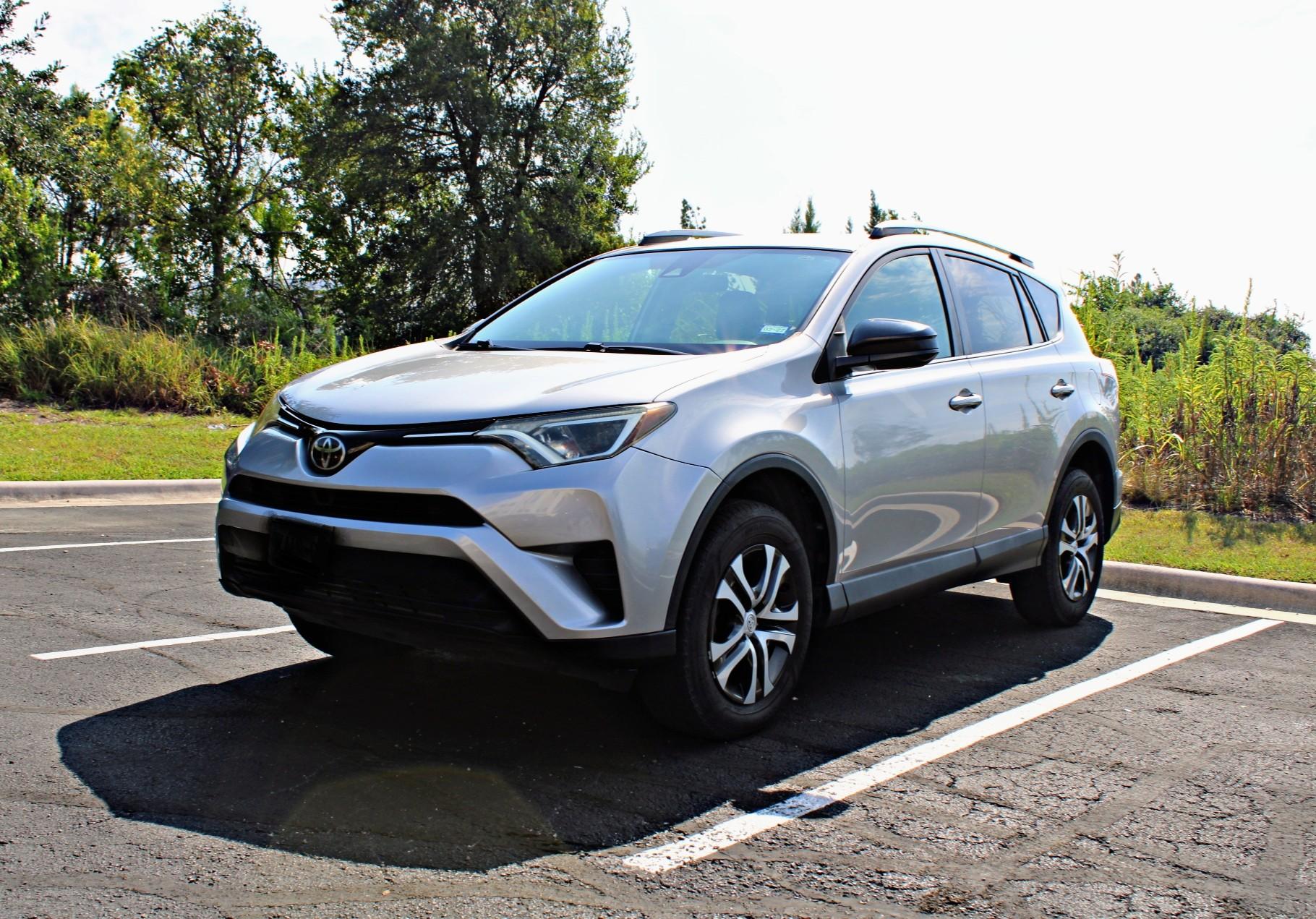 Toyota RAV4 2017 in Kyle, TX