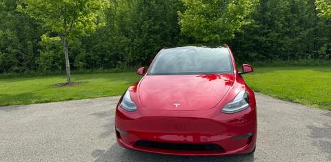 Tesla Model Y 2023