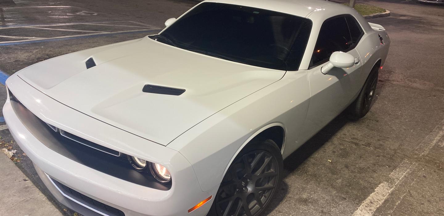 Location dodge challenger miami