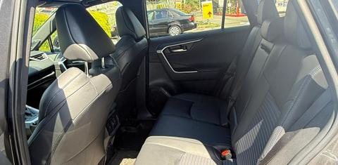 Toyota RAV4 Hybrid 2024