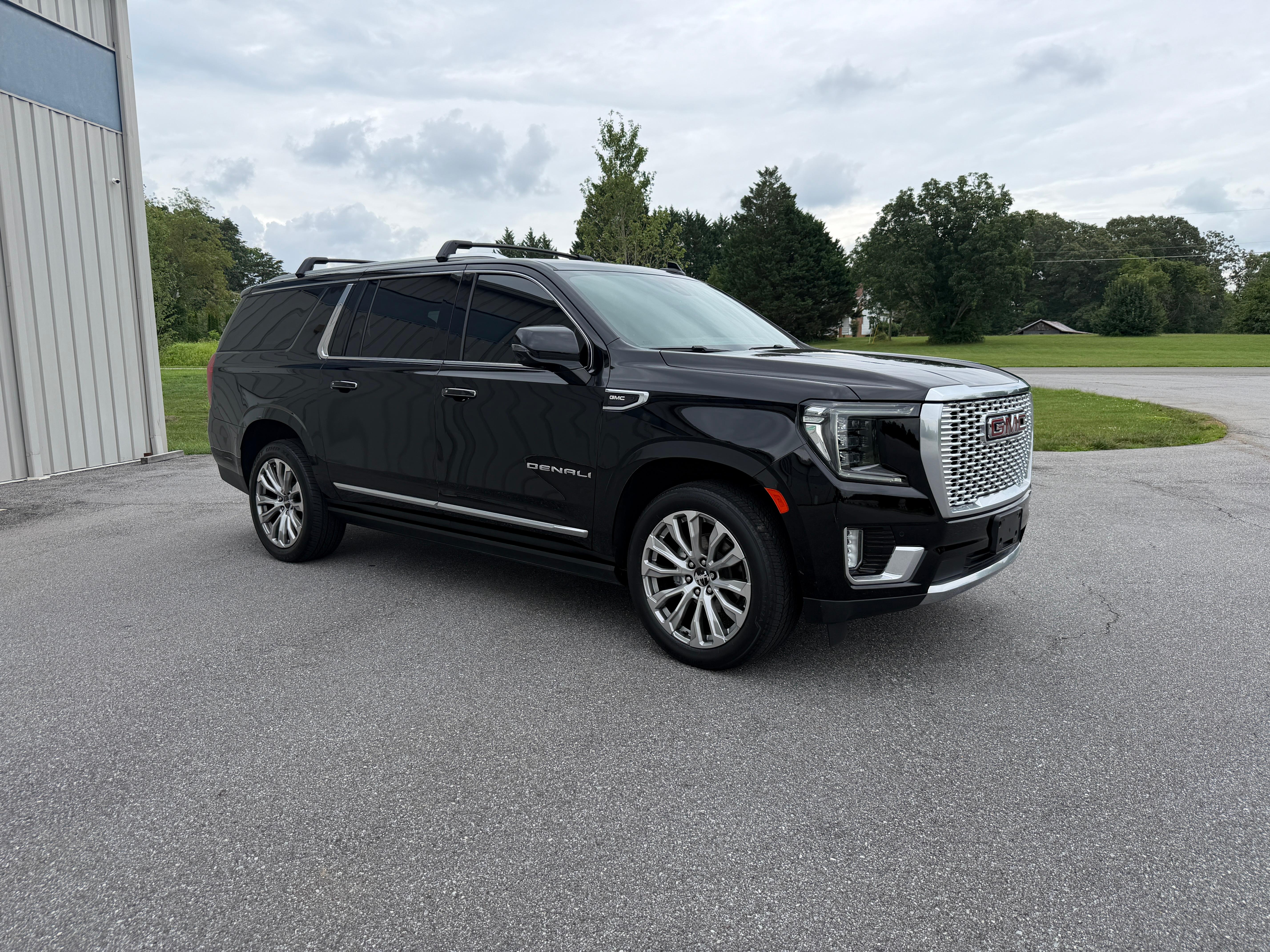 GMC Yukon XL 2022 in Mount Airy, NC