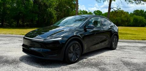 Tesla Model Y 2026