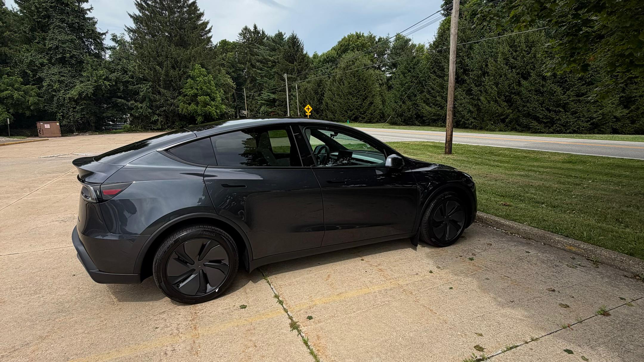 Tesla Model Y 2026 in Medina, OH