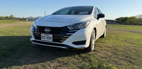 Nissan Versa 2023
