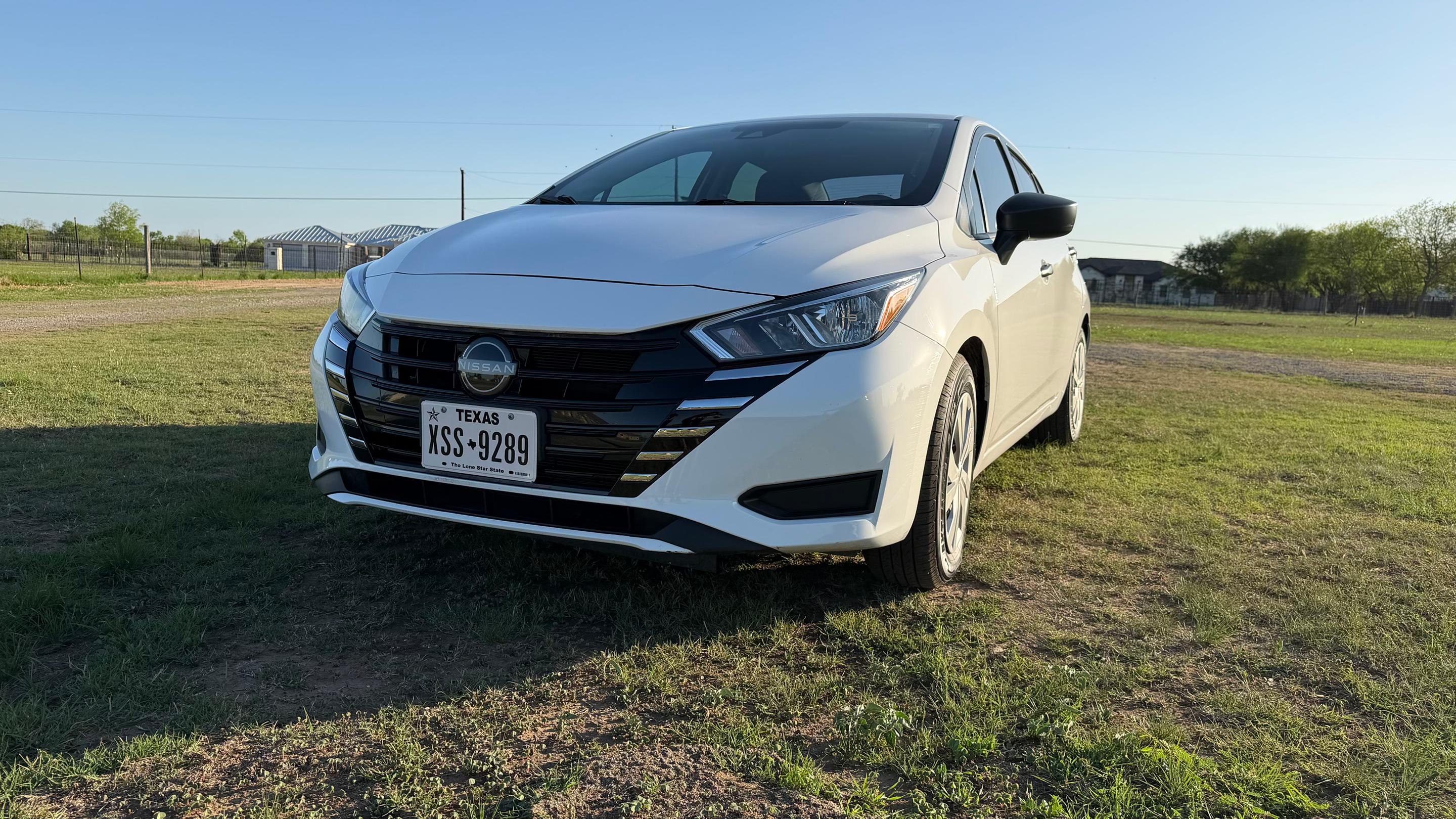 Nissan Versa 2023 in 