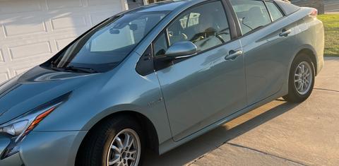 Toyota Prius 2017