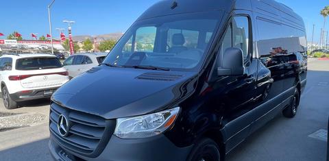Mercedes-Benz Sprinter 2025