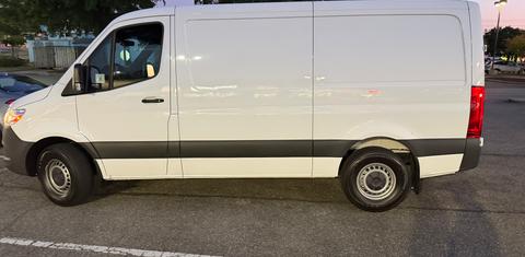 Mercedes-Benz Sprinter Crew 2026