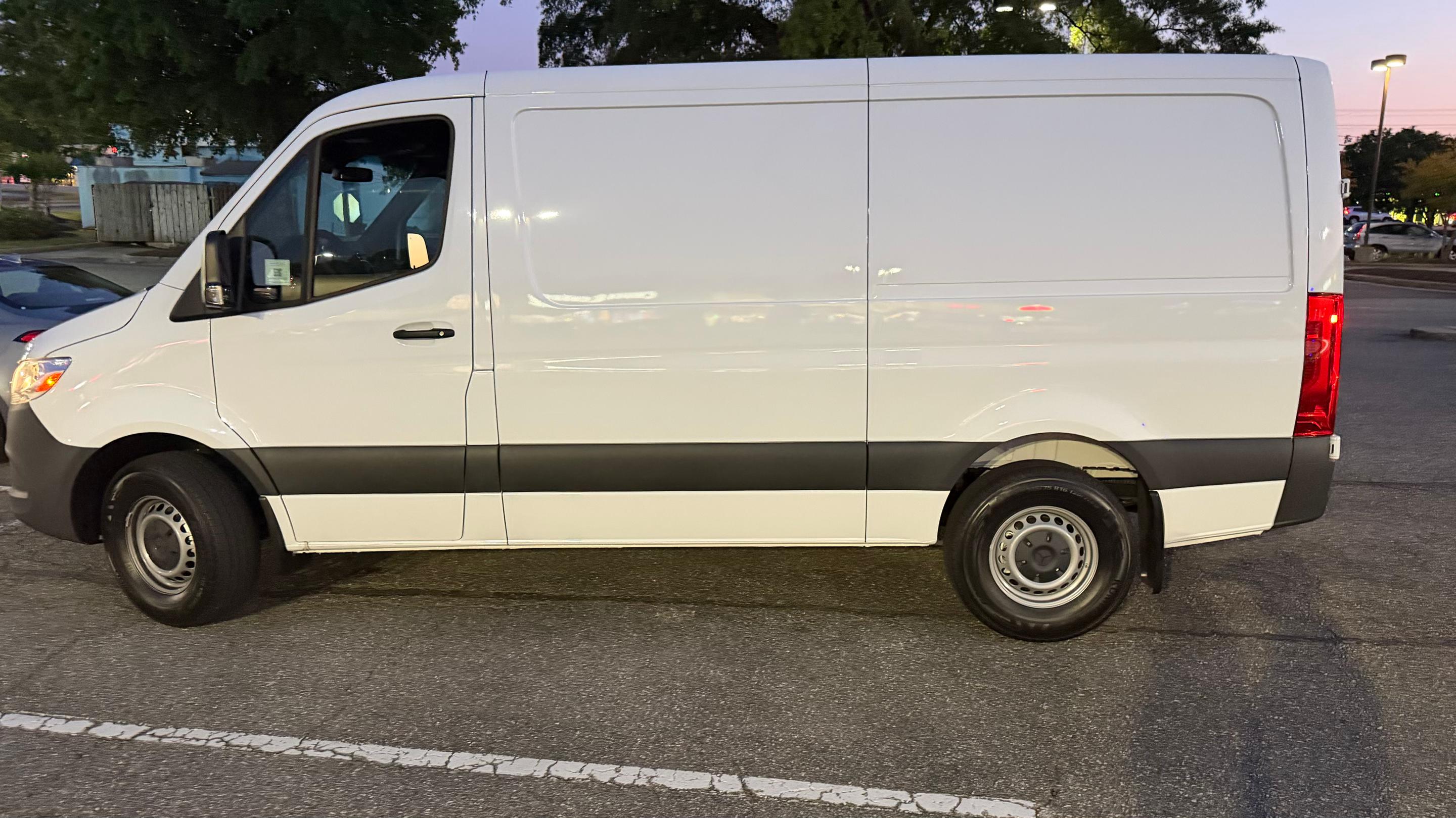 Mercedes-Benz Sprinter Crew 2026 in Richmond, VA