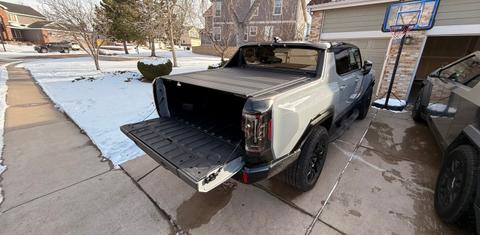 GMC HUMMER EV 2025