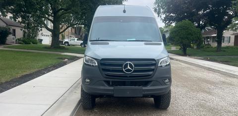 Mercedes-Benz Sprinter 2024