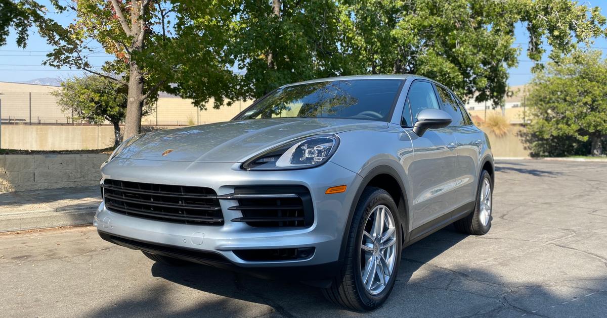 Porsche Cayenne 2021 rental in Honolulu, HI by Jeff D. Turo