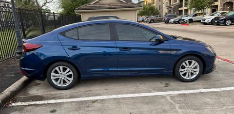Hyundai Elantra 2019