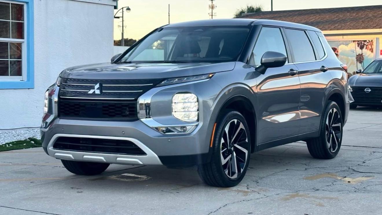 Mitsubishi Outlander 2022 in 