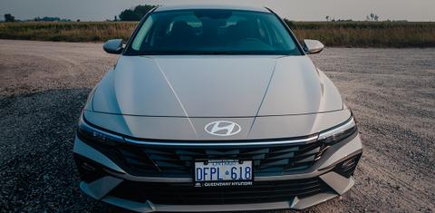 Hyundai Elantra 2025