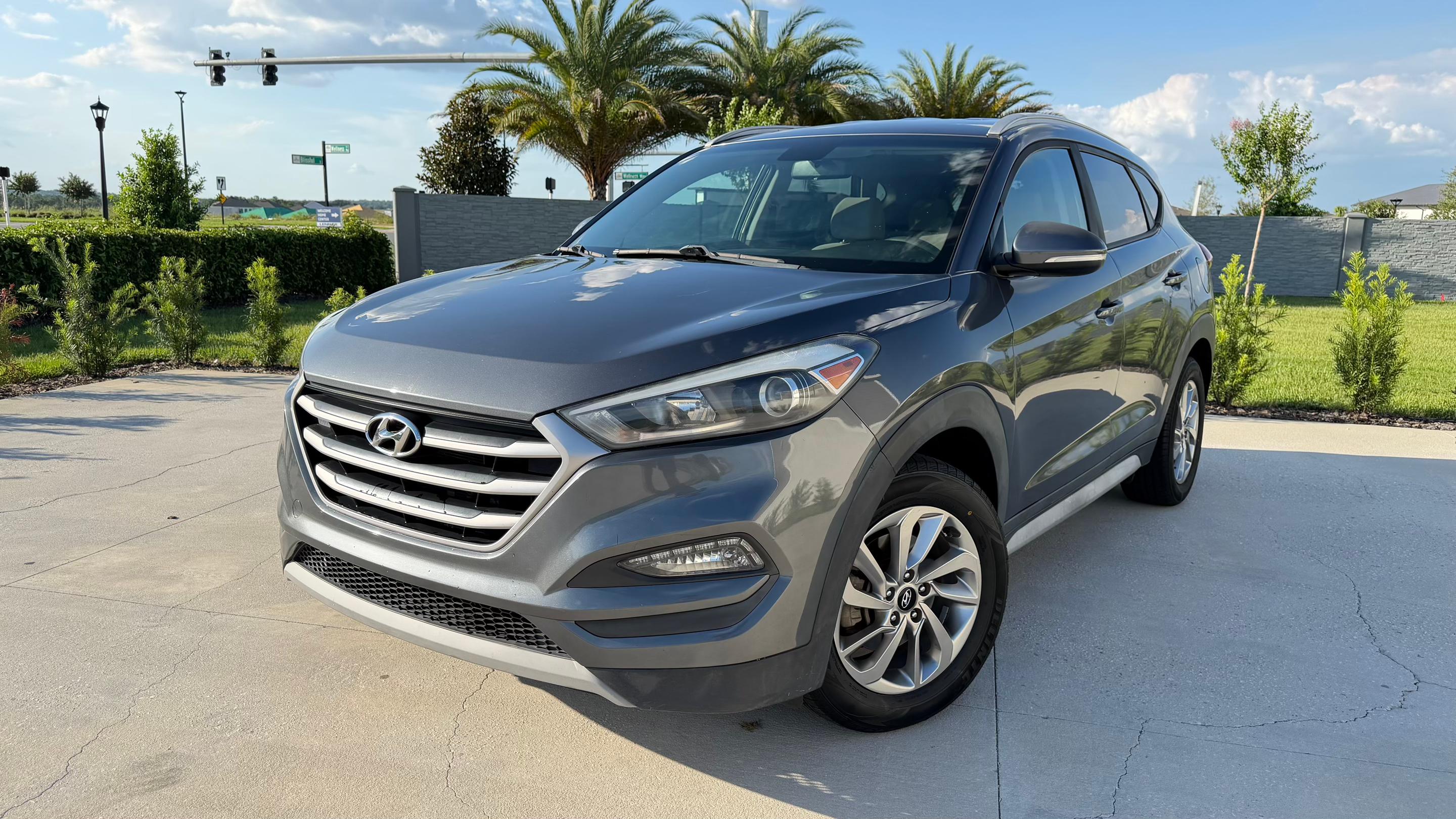 Hyundai Tucson 2017 in Clermont, FL