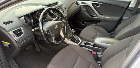 Hyundai Elantra 2016