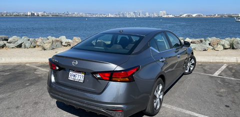 Nissan Altima 2025
