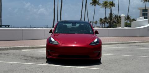 Tesla Model 3 2022