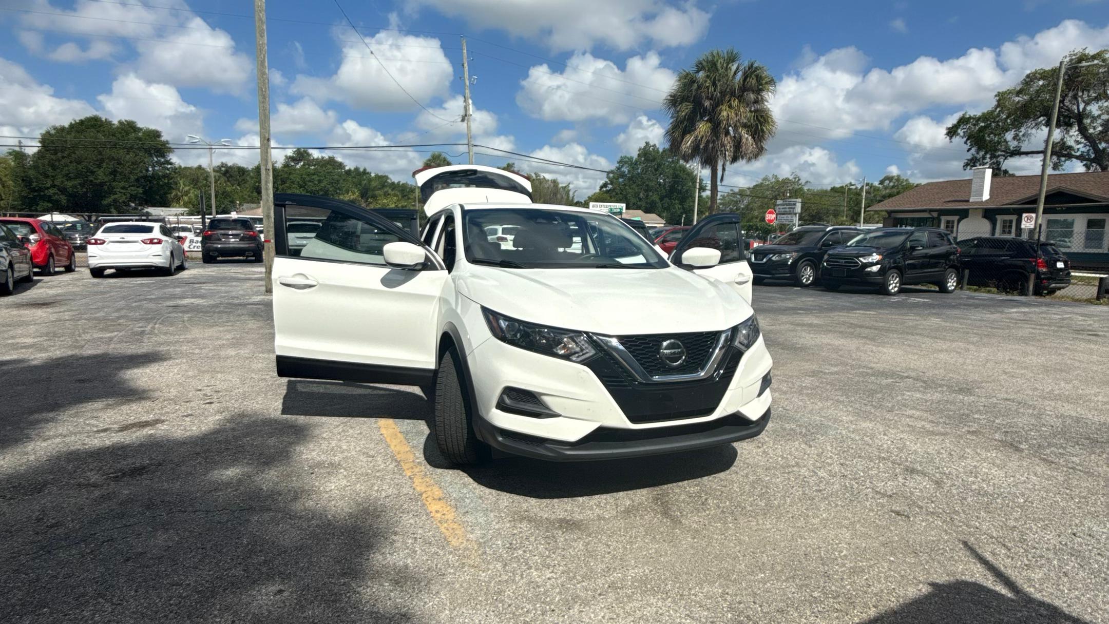 Nissan Rogue Sport 2021 in 