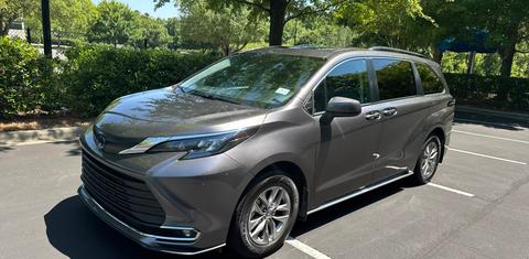 Toyota Sienna 2024