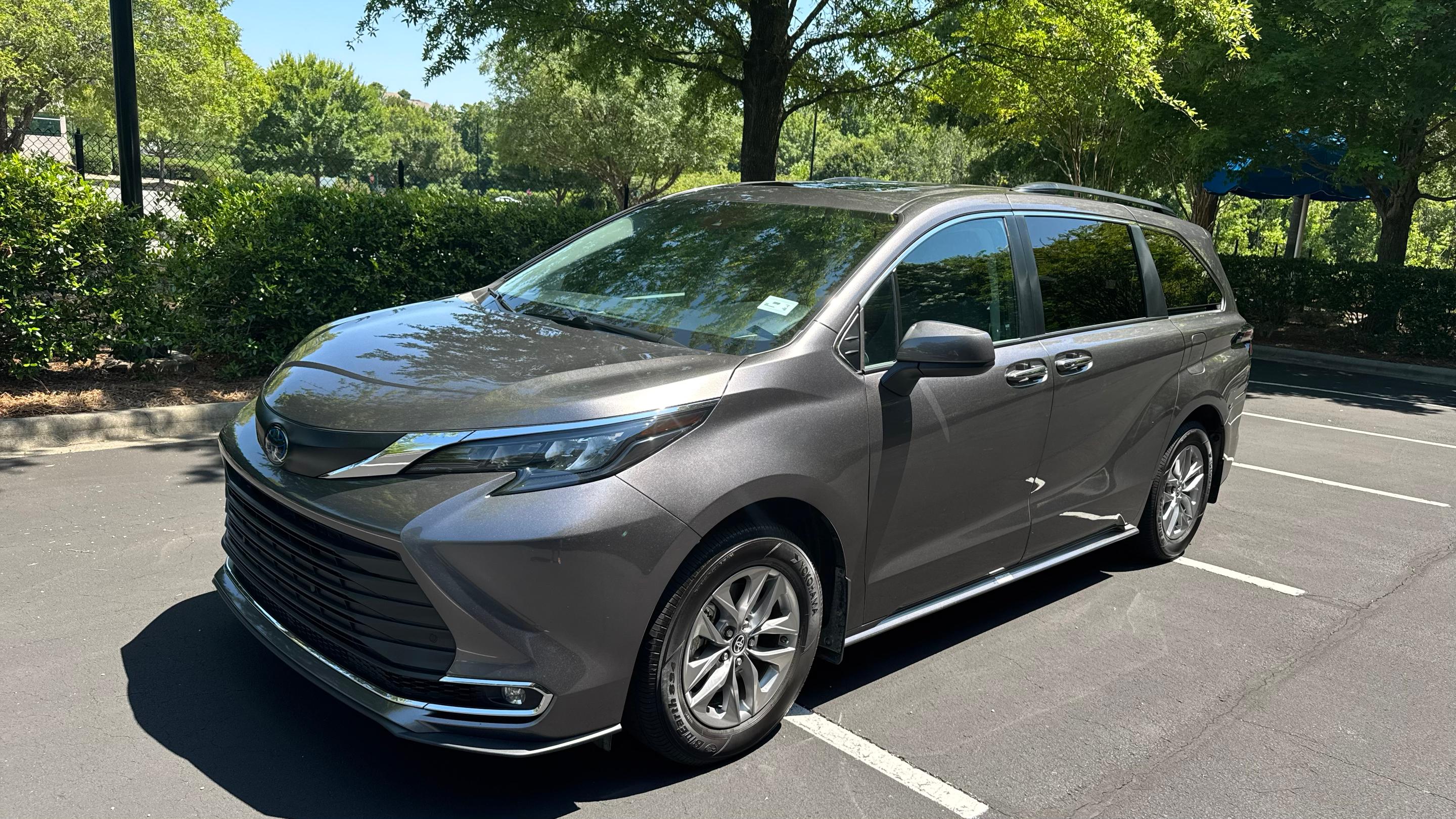 Toyota Sienna 2024 in Charlotte, NC