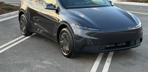Tesla Model Y 2026