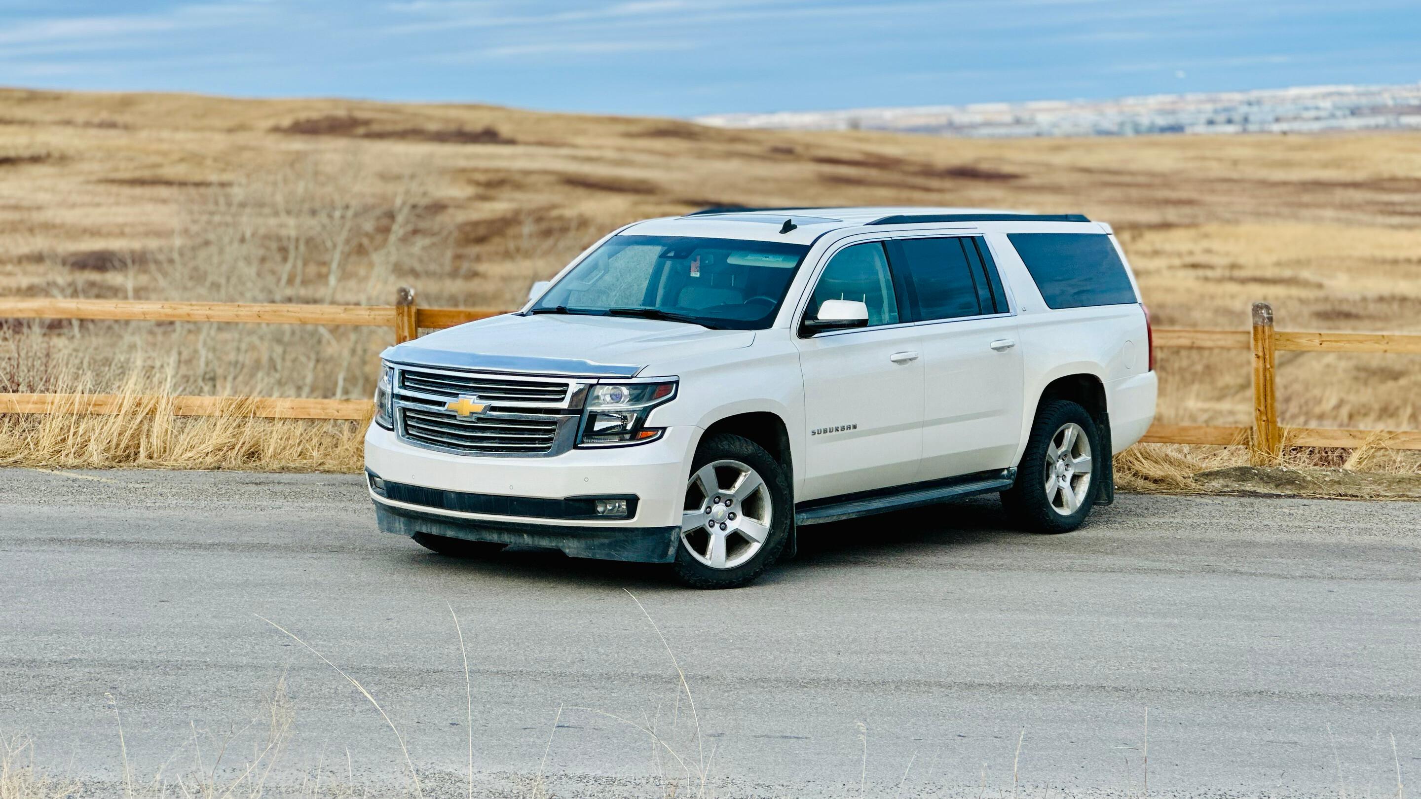 Chevrolet Suburban 2015 à Calgary, AB