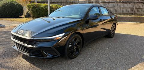 Hyundai Elantra 2025