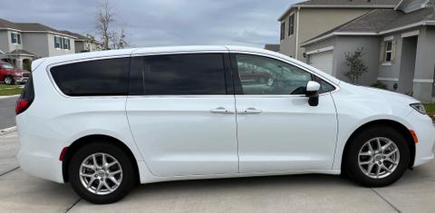 Chrysler Pacifica 2023