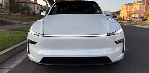 Tesla Model Y 2026