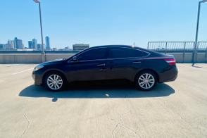 Toyota Avalon car