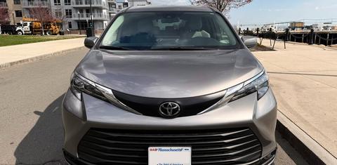 Toyota Sienna 2026