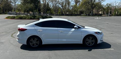 Hyundai Elantra 2018