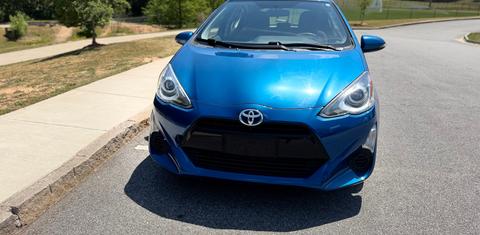 Toyota Prius c 2015