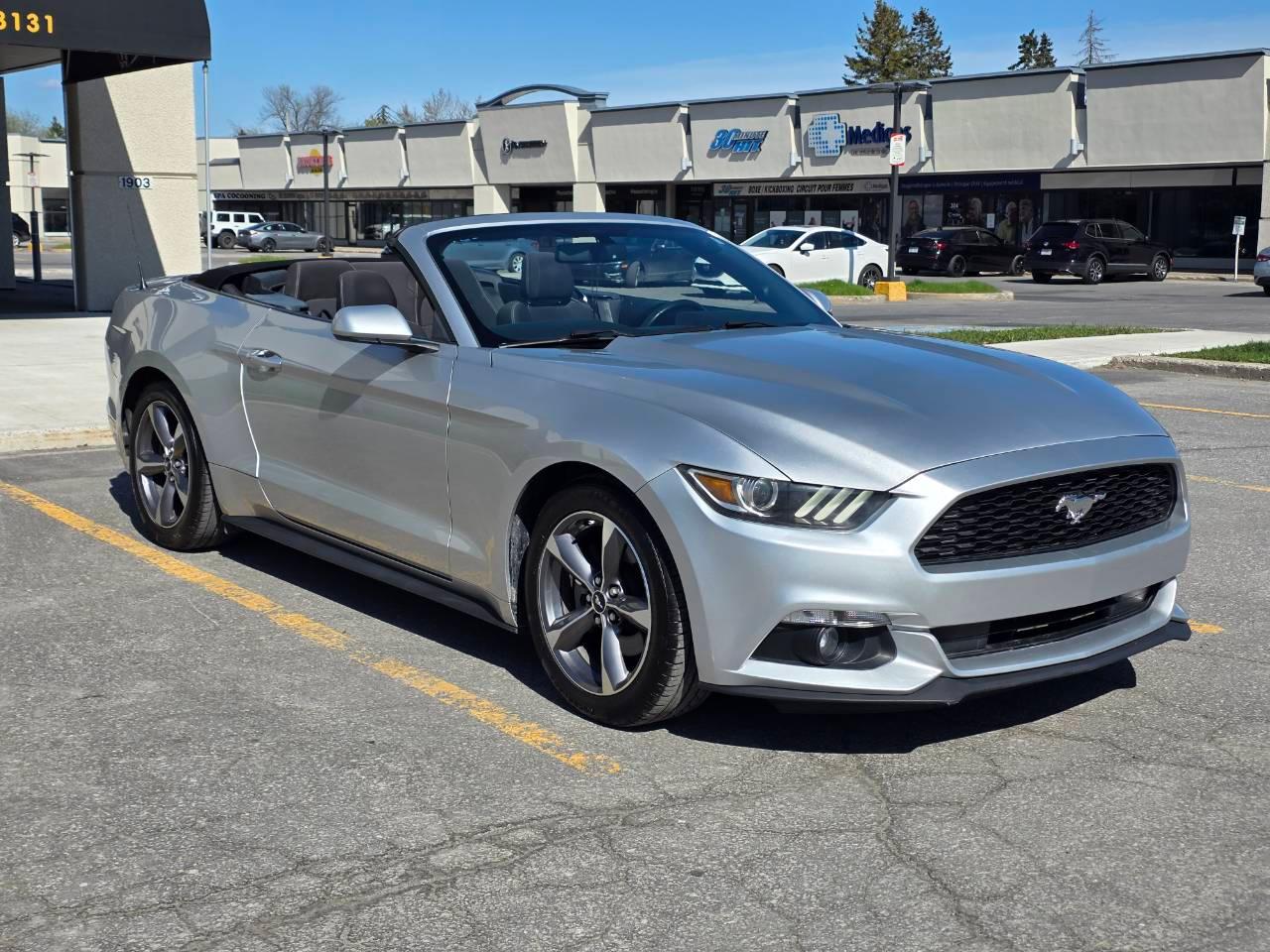 Ford Mustang 2015 à 