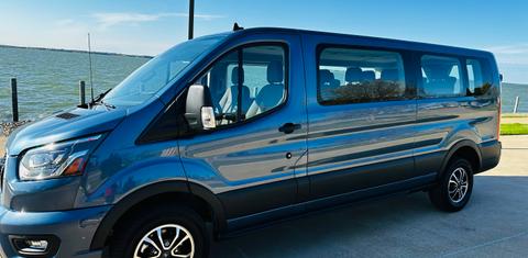 Ford Transit-350 Wagon 2023