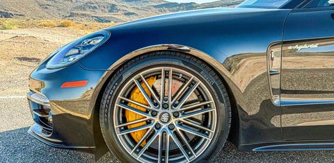 Porsche Panamera 2023