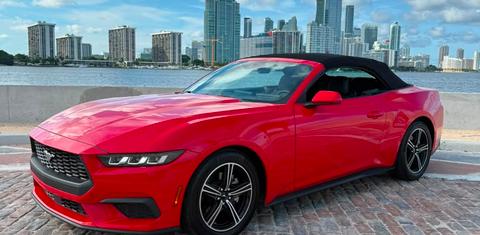 Ford Mustang 2024